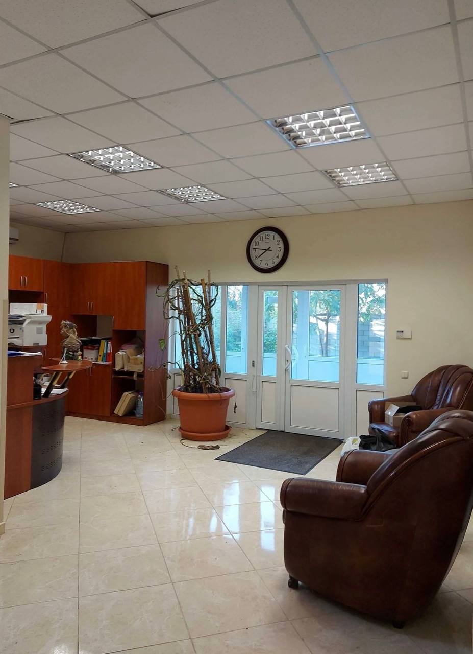 Room image 1